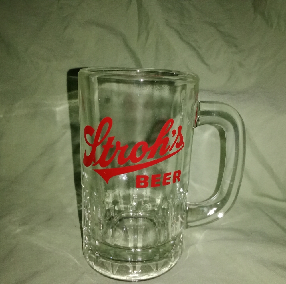 Vintage Stroh's Beer Glass Mug 5 1/8" Tall Retro Bar